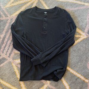 Old Navy Black Long Sleeve Tee